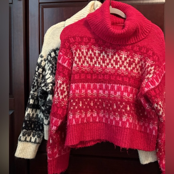 TWO PACK Universal Thread Fair Isle Cropped Turtleneck Sweaters - Picture 4 of 8